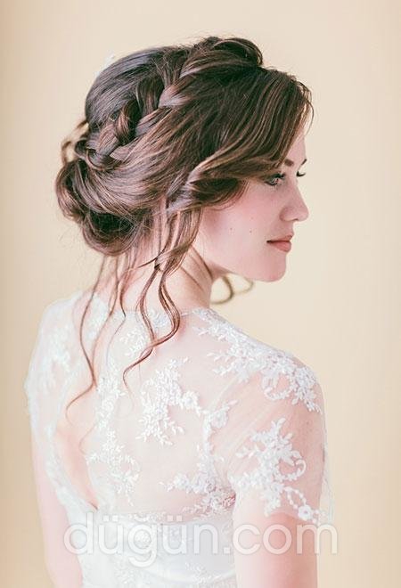 Dağınık Topuz Modeli