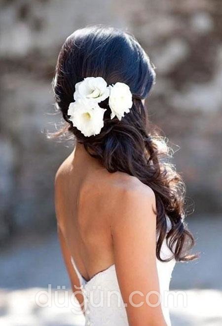 Çiçekli Gelin Saçı