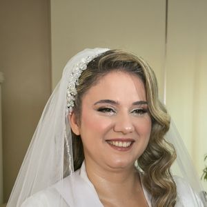 Sema Güler Hair Makeup Artist1