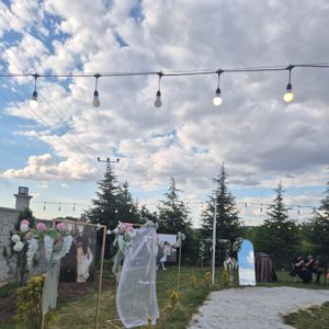 Pella Garden2